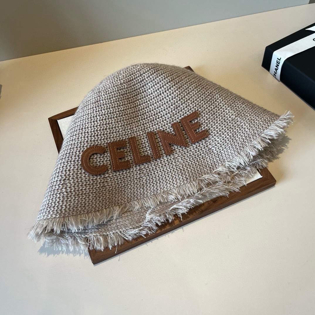 🆕

Celine赛琳新款渔夫帽，头围57cm