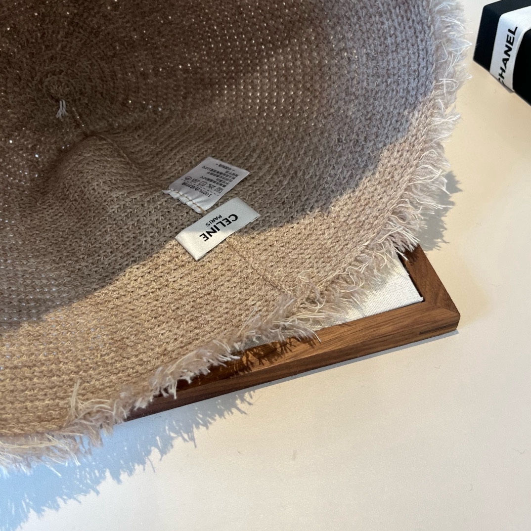 🆕

Celine赛琳新款渔夫帽，头围57cm