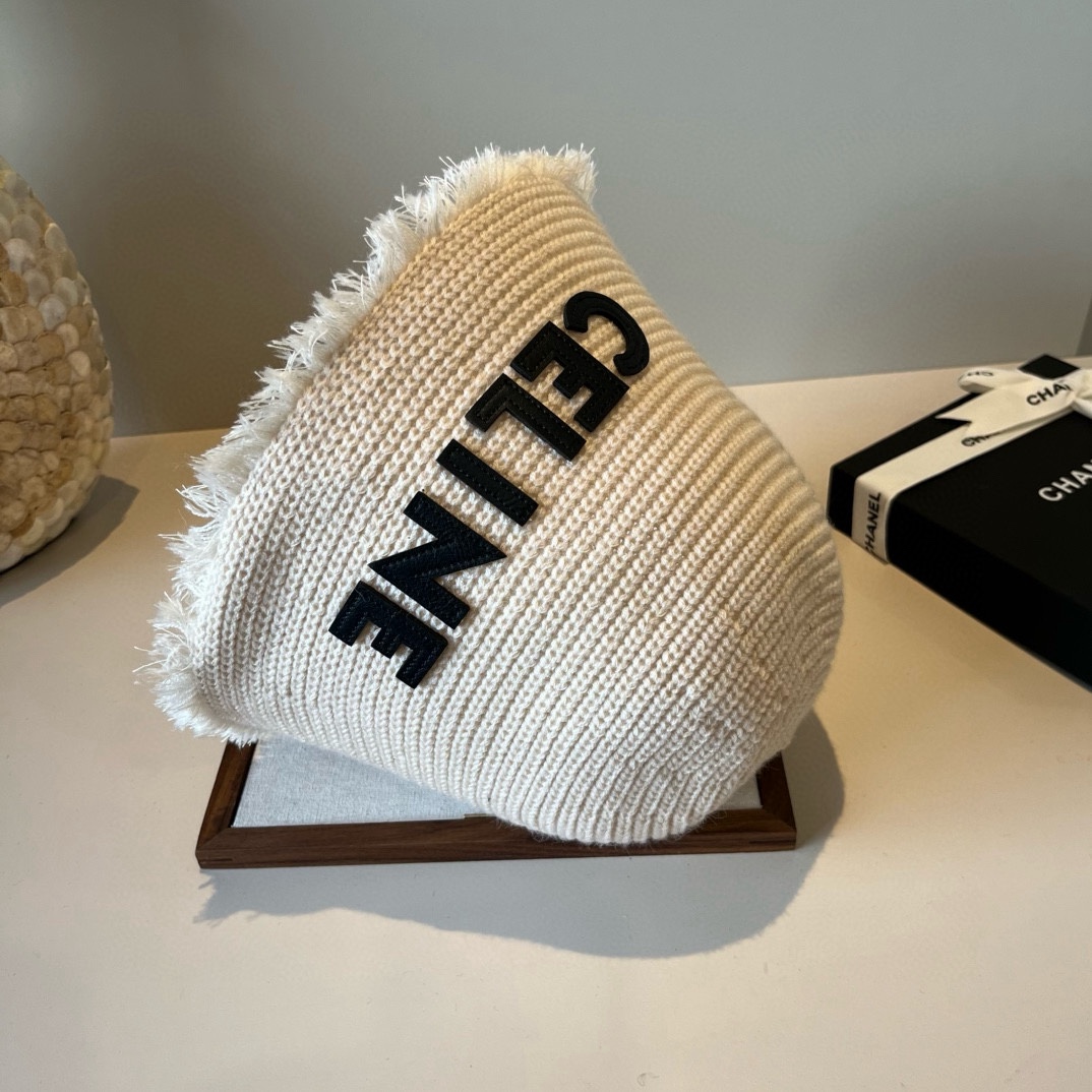 🆕

Celine赛琳新款渔夫帽，头围57cm