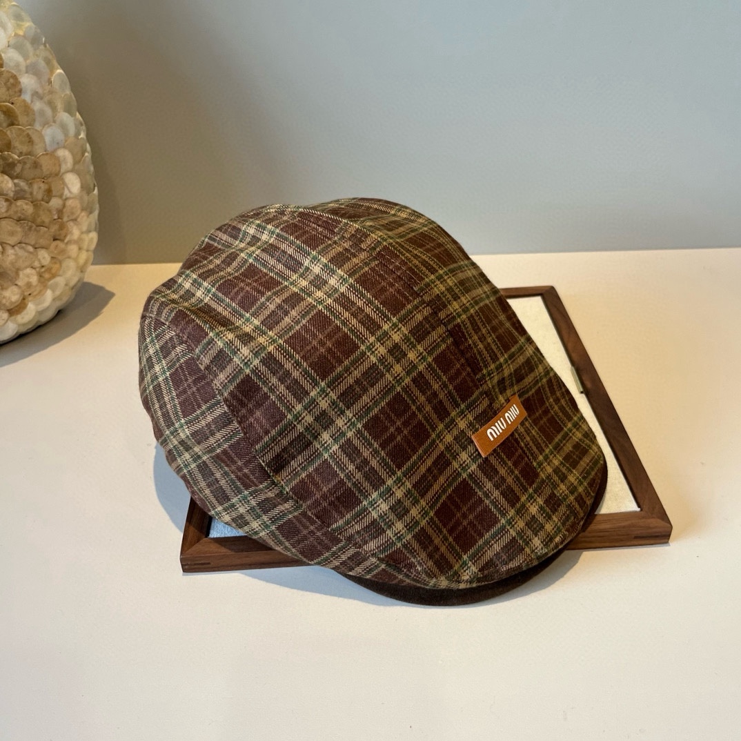 🆕

miumiu缪缪鸭舌前进帽，头围58cm