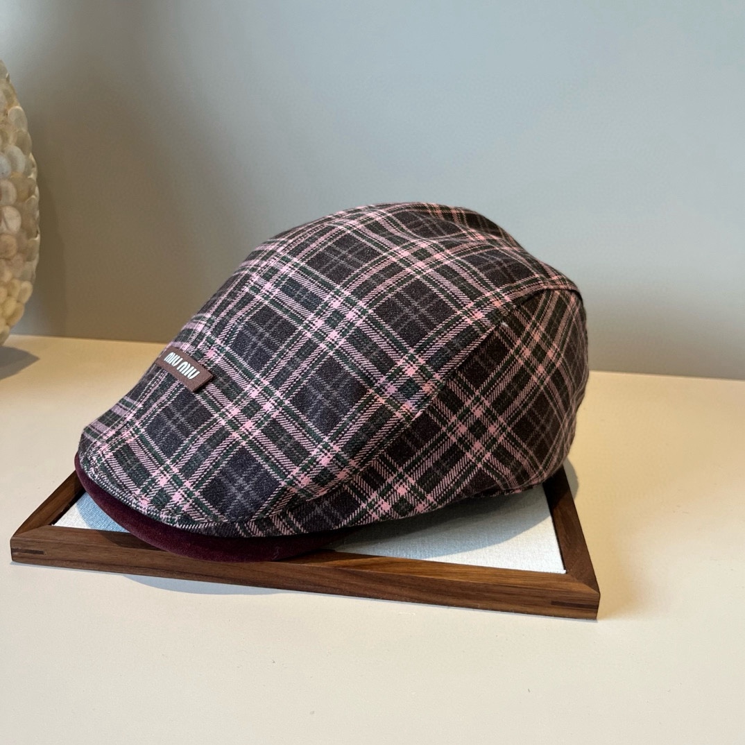 🆕

miumiu缪缪鸭舌前进帽，头围58cm