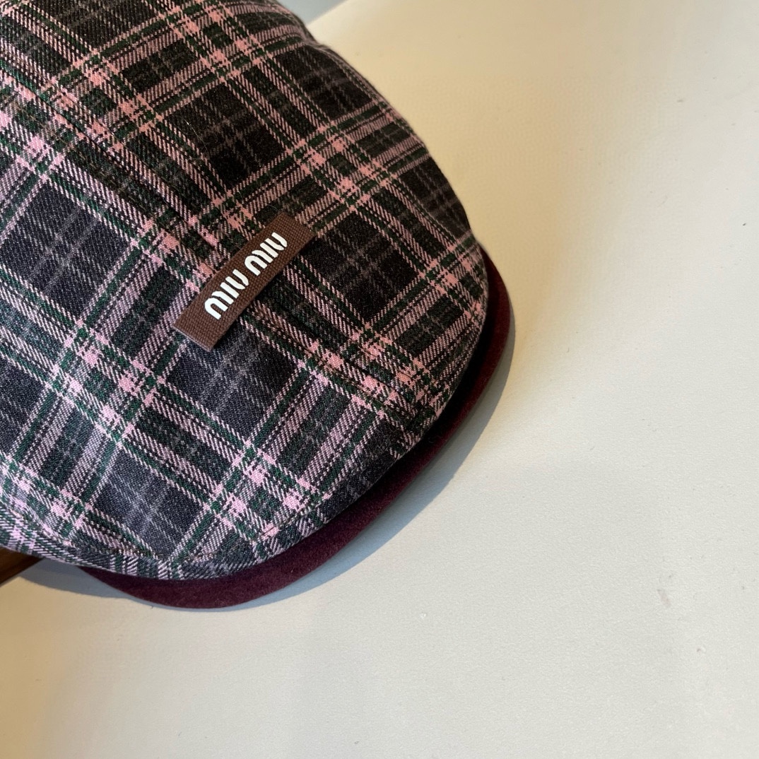 🆕

miumiu缪缪鸭舌前进帽，头围58cm