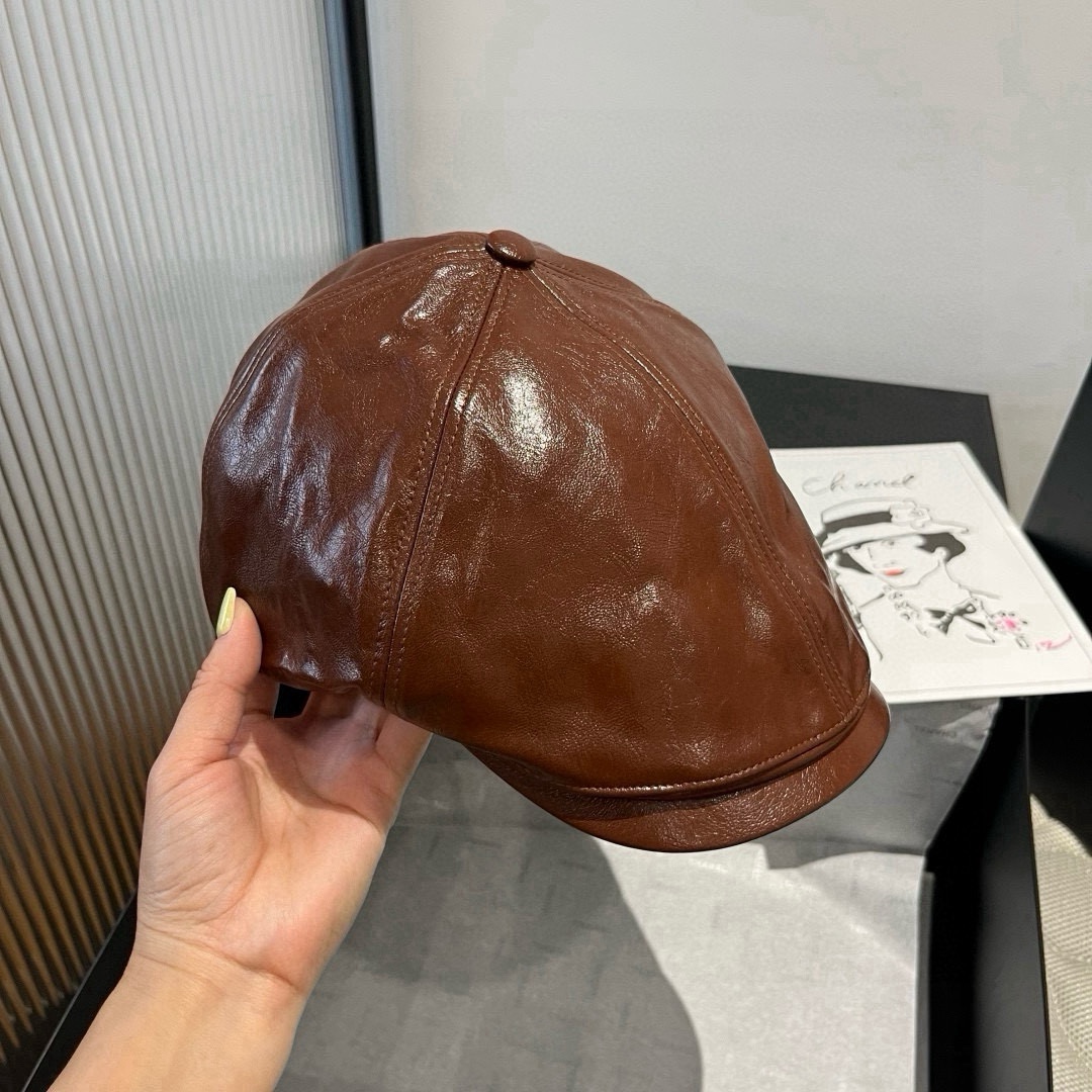 🆕

普拉达新款前进帽，高端定，头围57cm