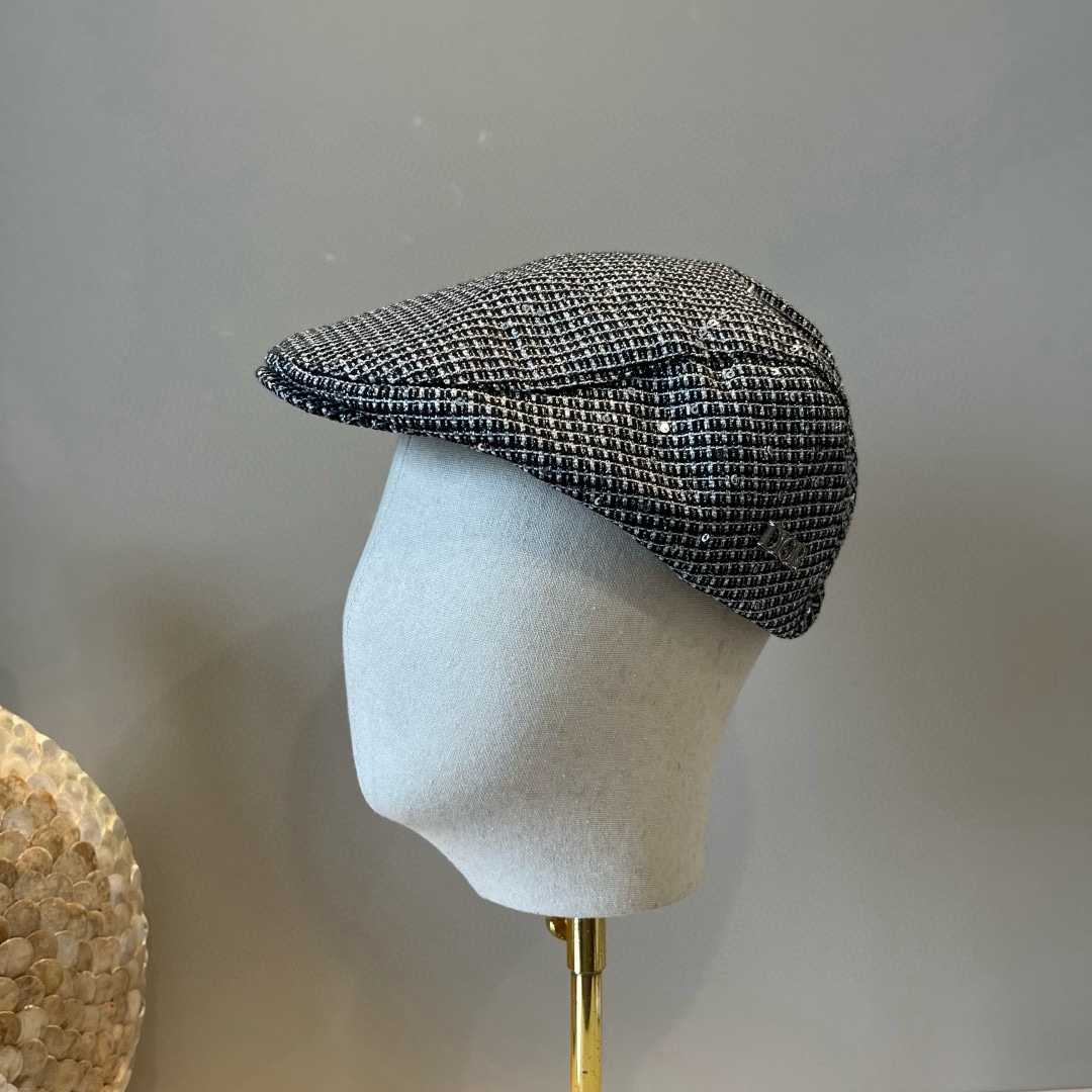 🆕

Dior新款前进帽，闪片前进帽，春秋新款，头围57cm