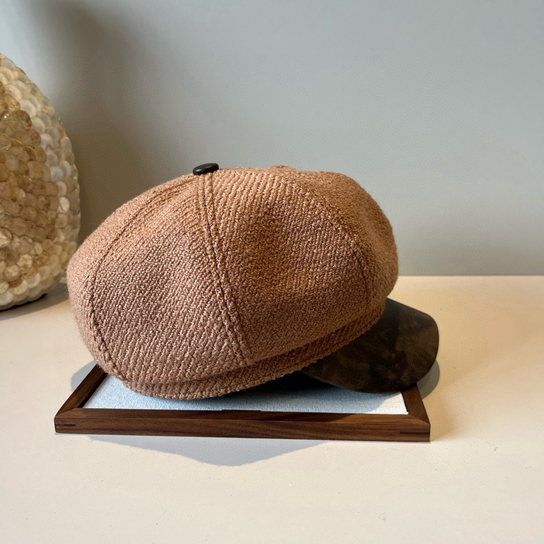 🆕

Gucci古奇新款鸭舌画家帽，头围57cm