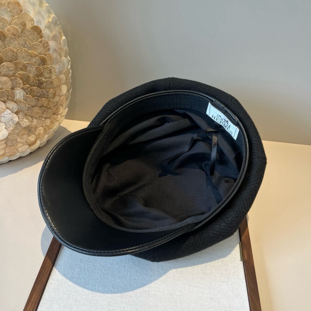 🆕
2024爱马仕HERMES毛呢新款鸭舌画家帽，头围57cm