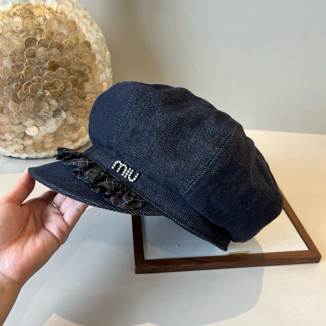 🆕

miumiu缪缪新款鸭舌军帽，高级定制，头围57cm