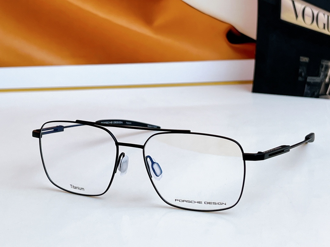  纯钛 Titanium 
Porsche Design
MODEL：P'8780
SIZE：58口18