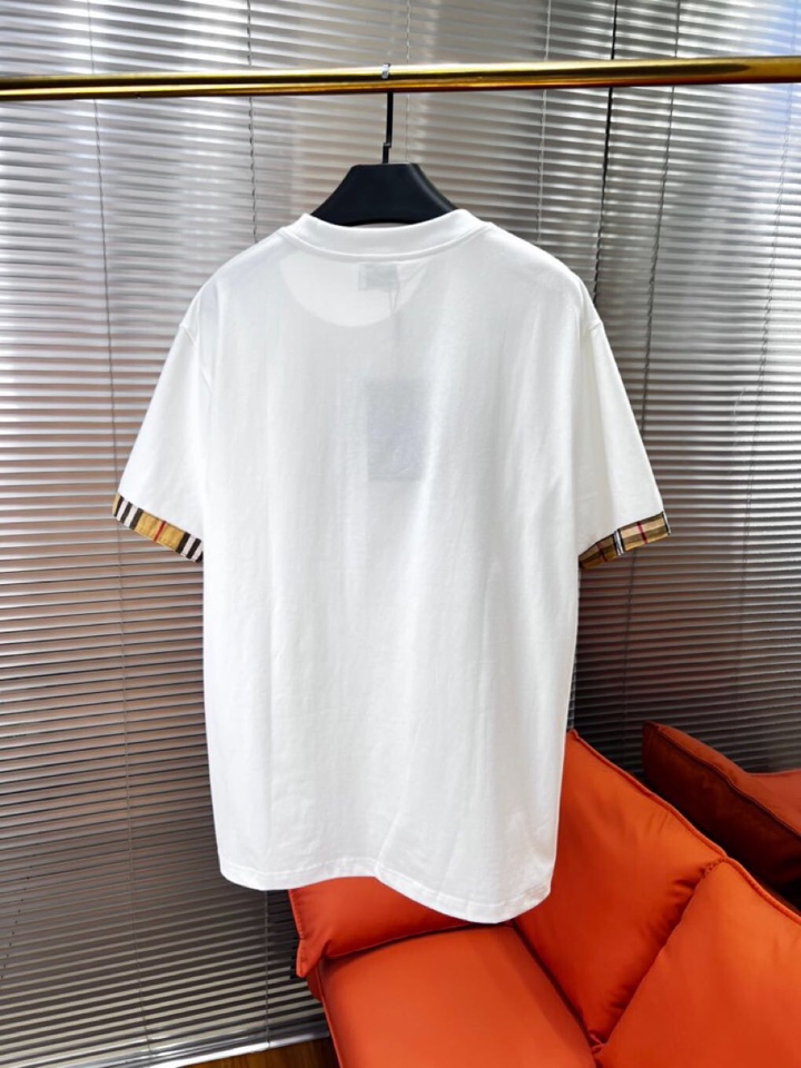  Burberry 巴宝莉夏季新品（男女同款情侣款短袖圆领t恤 ·定制260克100％双纱纯棉面料·定染