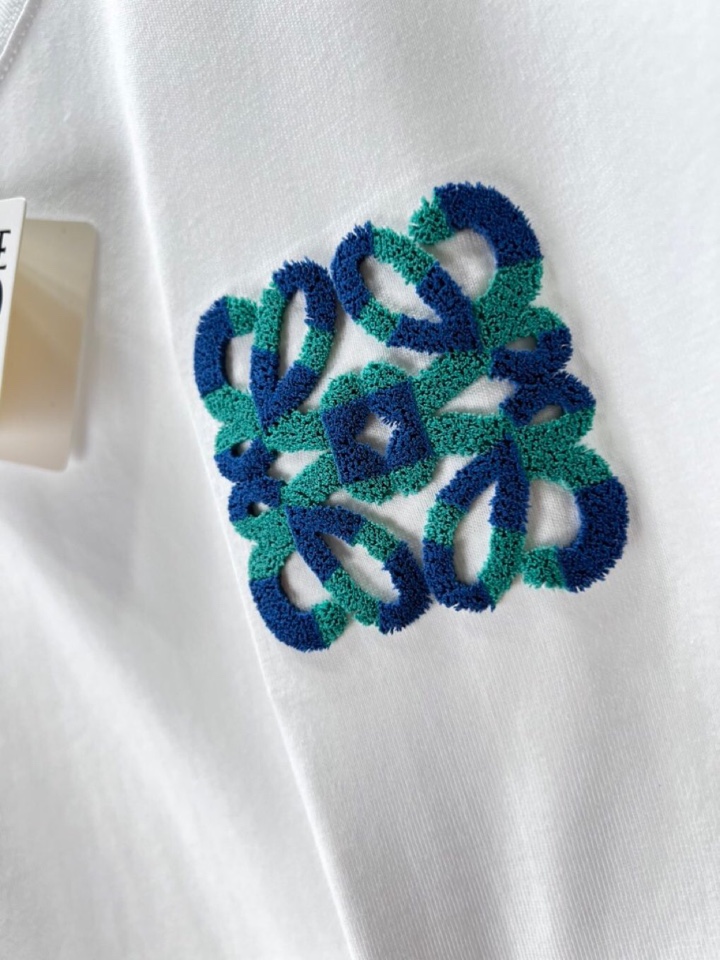  LOEWE 罗意威25ss新款短袖圆领T恤，男女同款情侣款，定制260克100％双纱纯棉面料·定染32