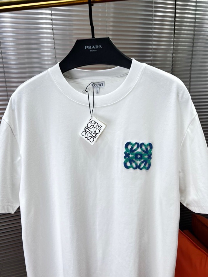  LOEWE 罗意威25ss新款短袖圆领T恤，男女同款情侣款，定制260克100％双纱纯棉面料·定染32
