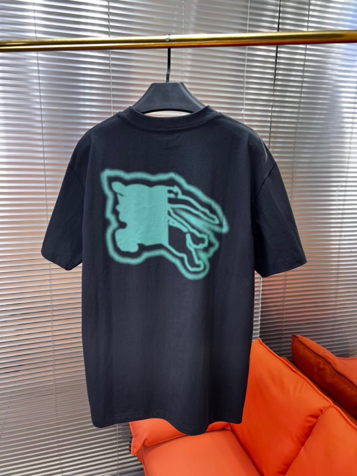  Burberry 巴宝莉25ss新款短袖圆领T恤，男女同款情侣款短袖圆领t恤 ·定制260克100％双