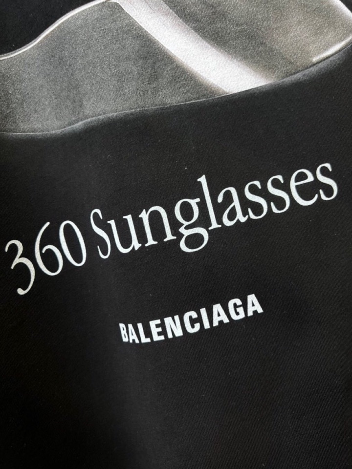  BALENCIAGA 巴黎世家25ss新款短袖圆领T恤，男女同款情侣款，定制260克100％双纱纯棉面
