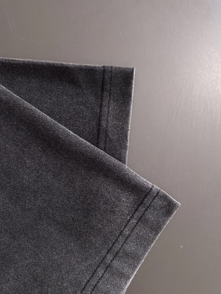  Y-3 山本耀司 2025春夏新款首发最新款短袖圆领T恤 高端订制 设计前卫时尚！品牌logo重工艺设