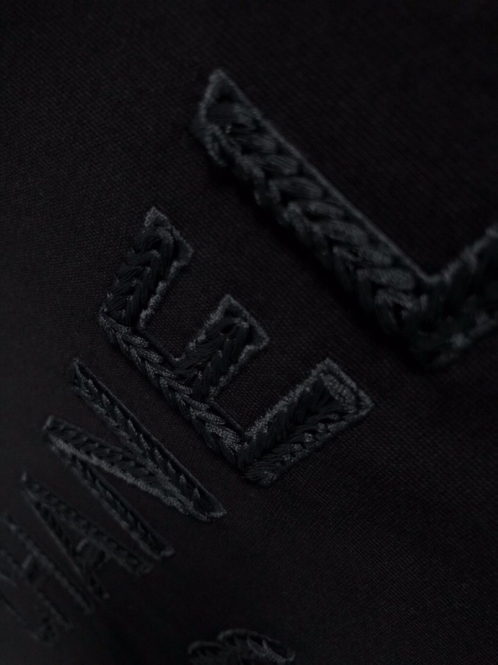  CHANEL 香奈儿25ss早春最新经典百搭编织绣重磅短袖圆领T恤，高端品质原单圆领短袖，顶级制作工艺