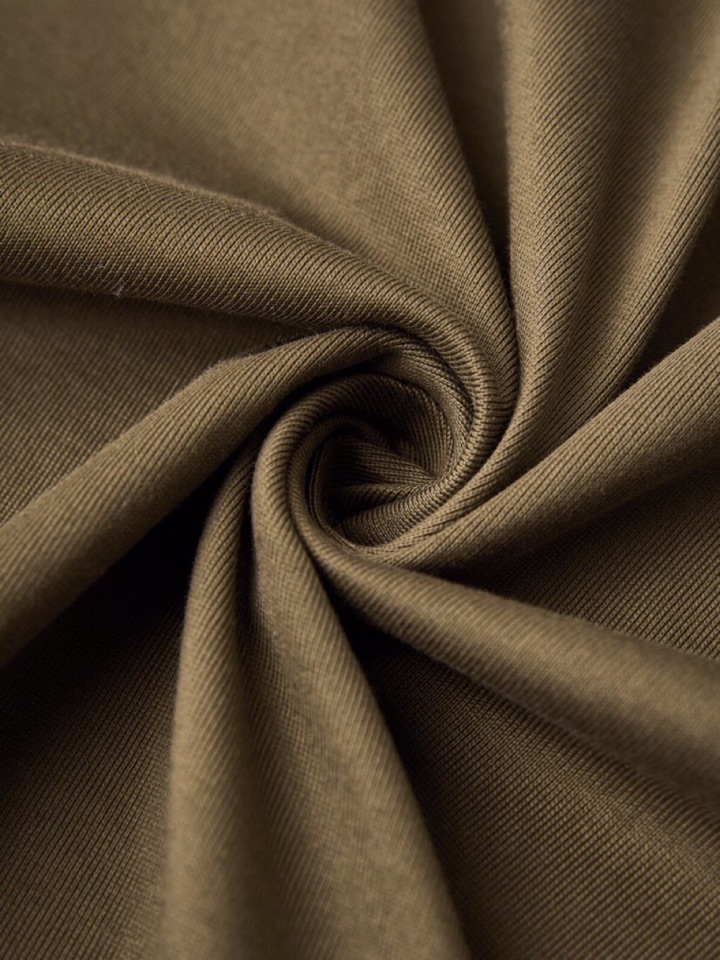  Ermenegildo Zegna 杰尼亚2025秋冬亨利领长袖T恤，美式复古经典领子，随着时间推移，