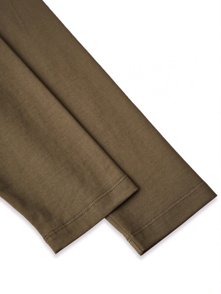  Ermenegildo Zegna 杰尼亚2025秋冬亨利领长袖T恤，美式复古经典领子，随着时间推移，