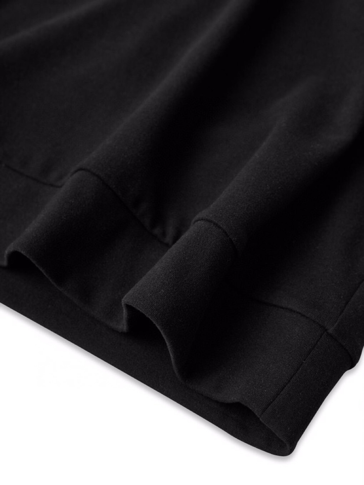  Ermenegildo Zegna 杰尼亚秋冬系列，插肩袖设计卫衣款圆领长袖T恤，320克重双面绒醋酸