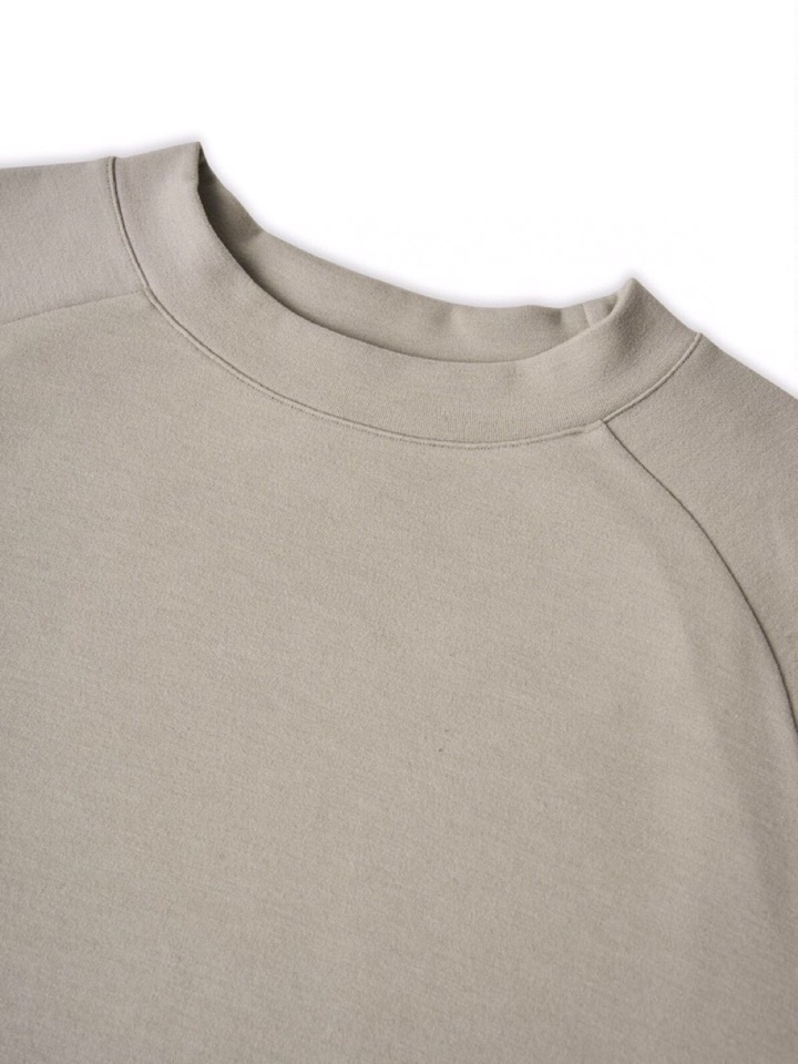  Ermenegildo Zegna 杰尼亚秋冬系列，插肩袖设计卫衣款圆领长袖T恤，320克重双面绒醋酸