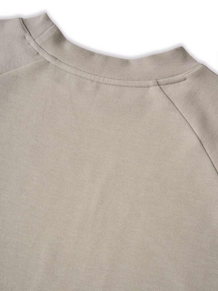  Ermenegildo Zegna 杰尼亚秋冬系列，插肩袖设计卫衣款圆领长袖T恤，320克重双面绒醋酸