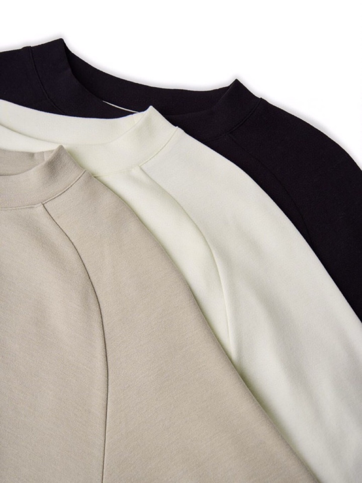  Ermenegildo Zegna 杰尼亚秋冬系列，插肩袖设计卫衣款圆领长袖T恤，320克重双面绒醋酸