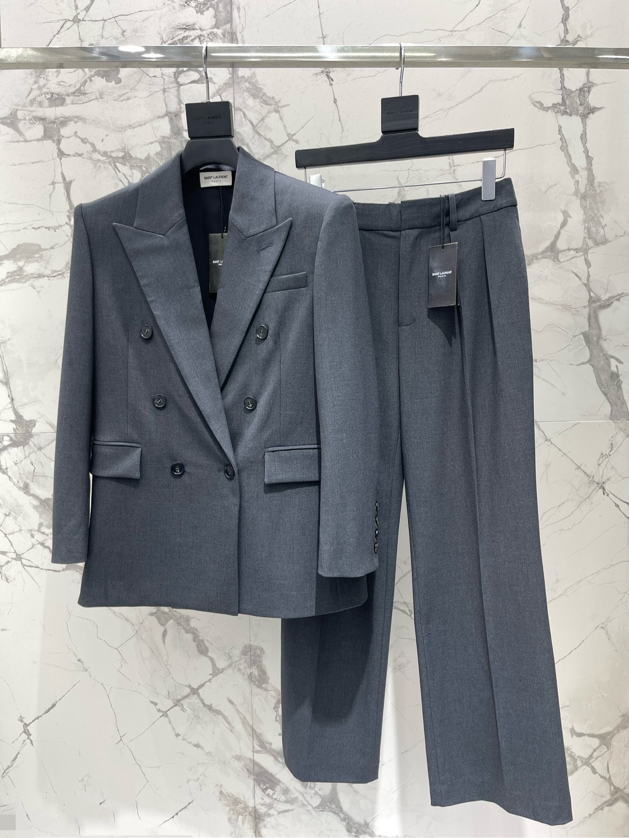 Yves Saint Laurent Women's Mélange Brown Suit Set - Retro Elegance & Comfort 3 i1755657130 2268 0