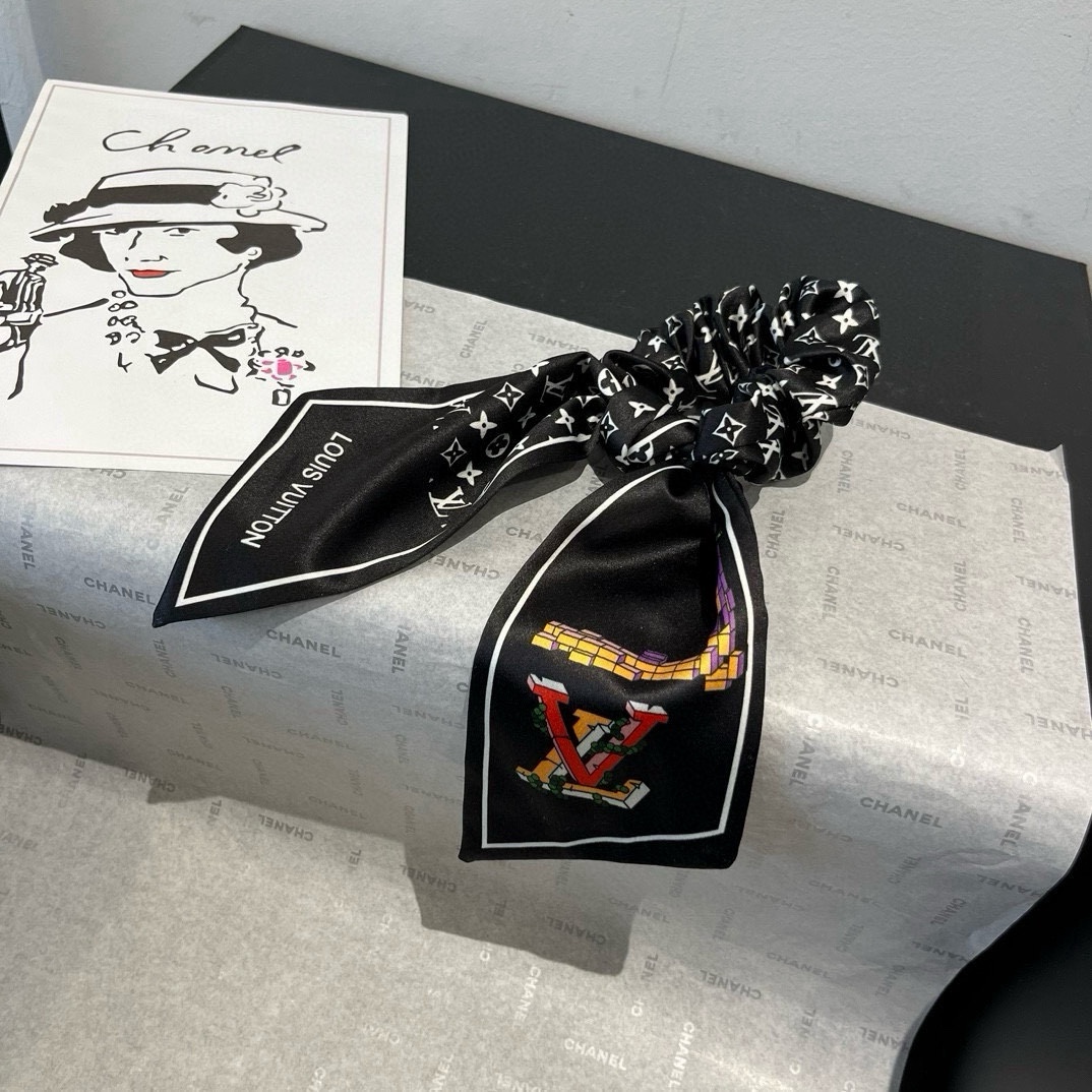 NO:370426,Lv headband, bow new hair ring hairpins, hairpins, louis vuitton, hairpins19860909Lv发带,蝴蝶结新款发圈发夹,发夹,louis vuitton,hairpins,accessory