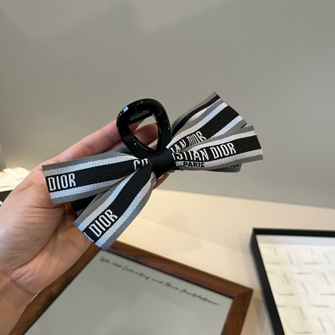NO:370444,DIOR new hairpin hairpin, hairpin, dior, dior, hairpin19860909DIOR迪奥新款发夹发夹,发夹,dior,dior,hairpins,accessory
