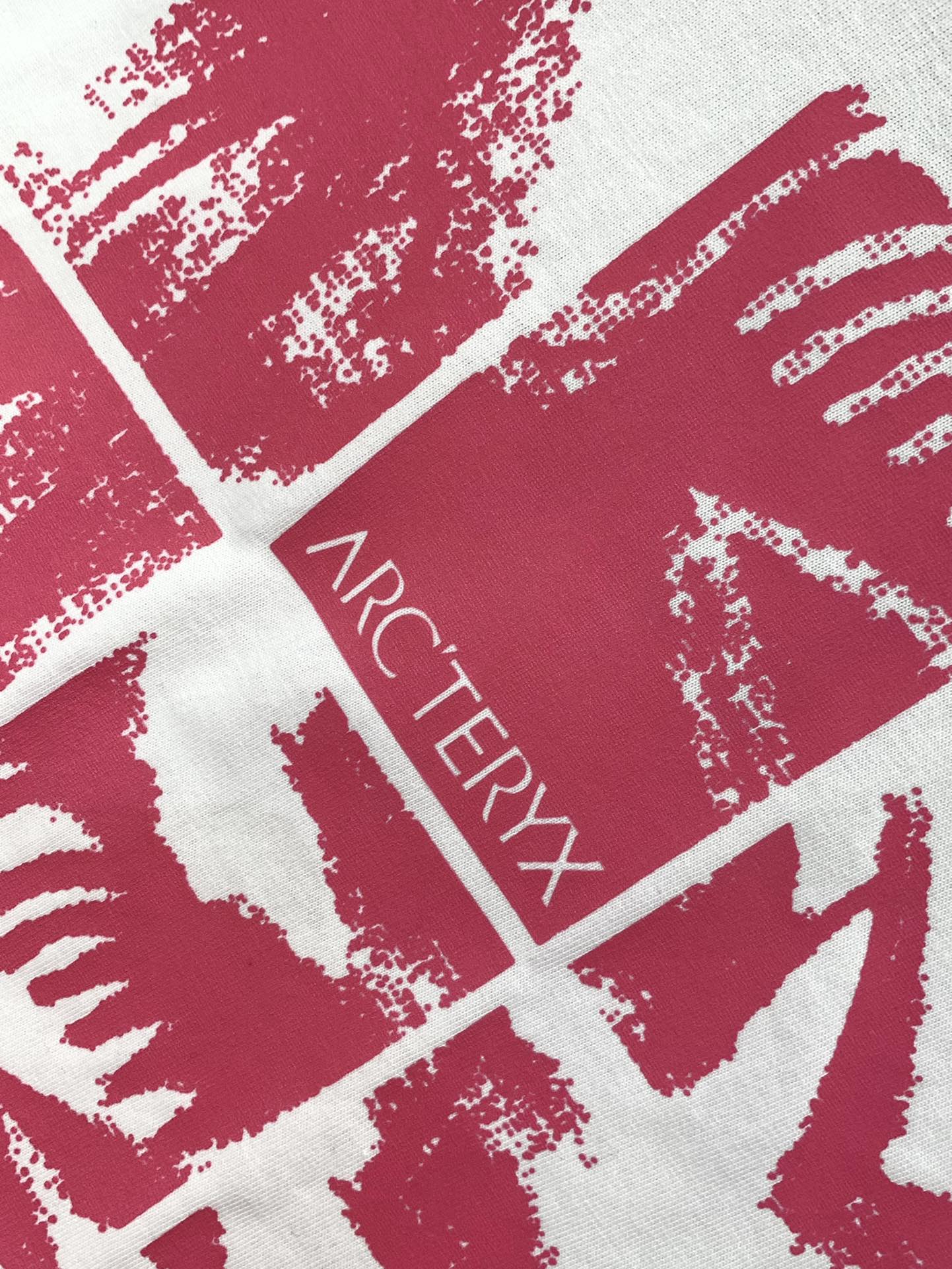 ，ARCTERYX 始祖鸟，2025早秋AW新品，时尚休闲圆领长袖T恤，专柜同步有售，原单狠货，进口原版