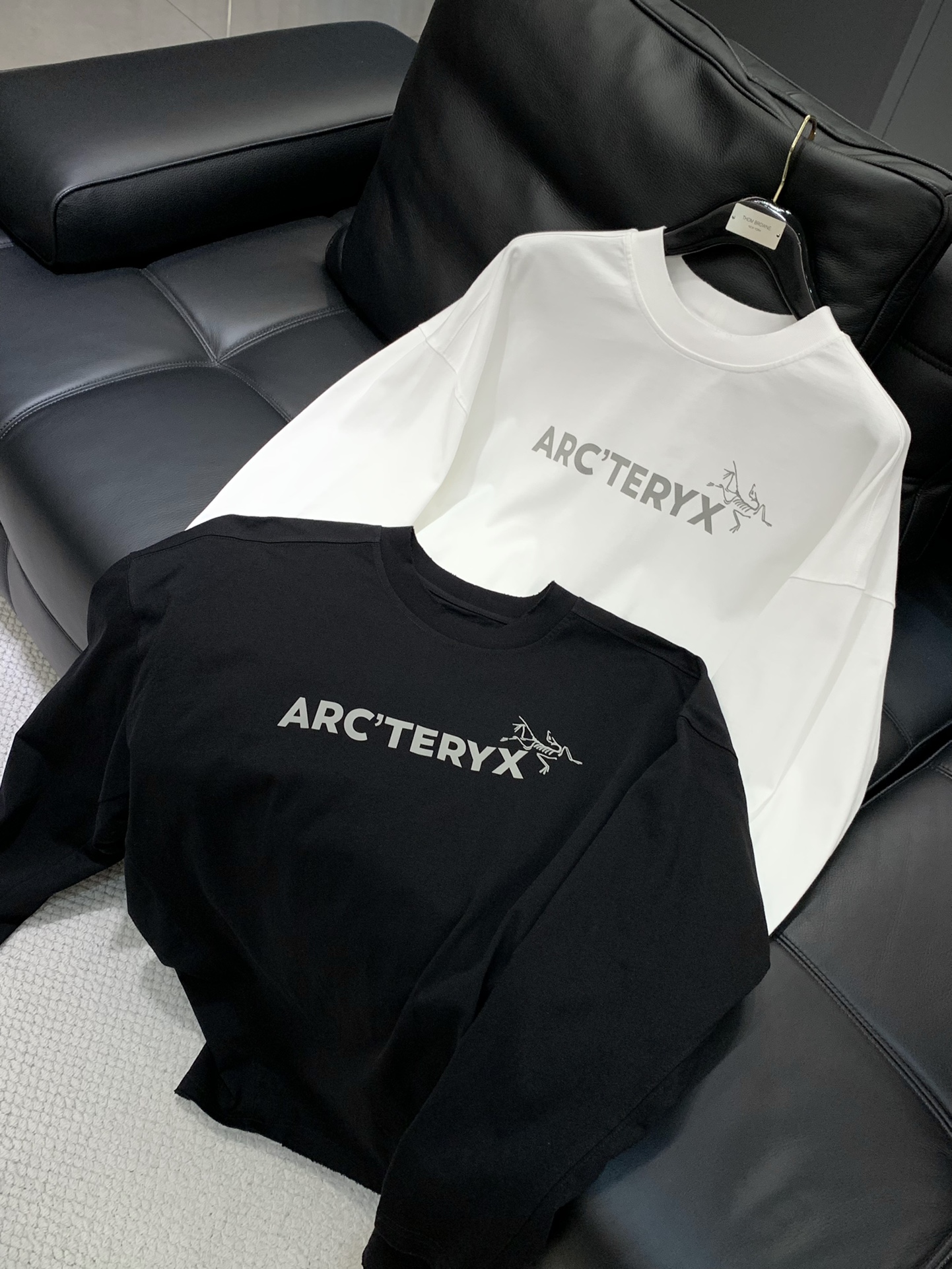 ，ARCTERYX 始祖鸟，2025早秋AW新品，时尚休闲圆领长袖卫衣，专柜同步有售，原单狠货，进口原版