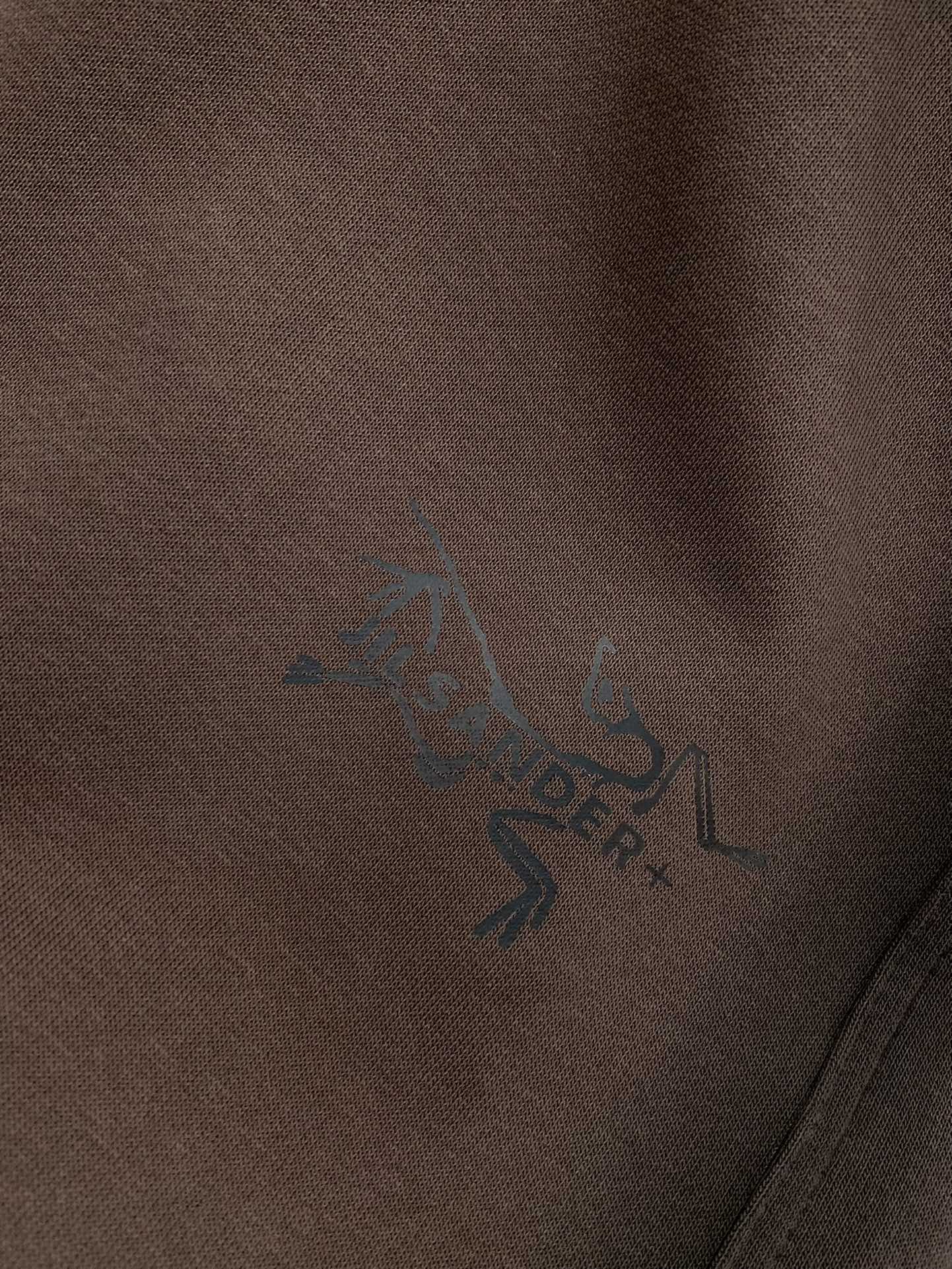 ，ARCTERYX 始祖鸟，2025秋季新品，时尚休闲裤，专柜同步有售，原单狠货，采用进口原版面料，顶级