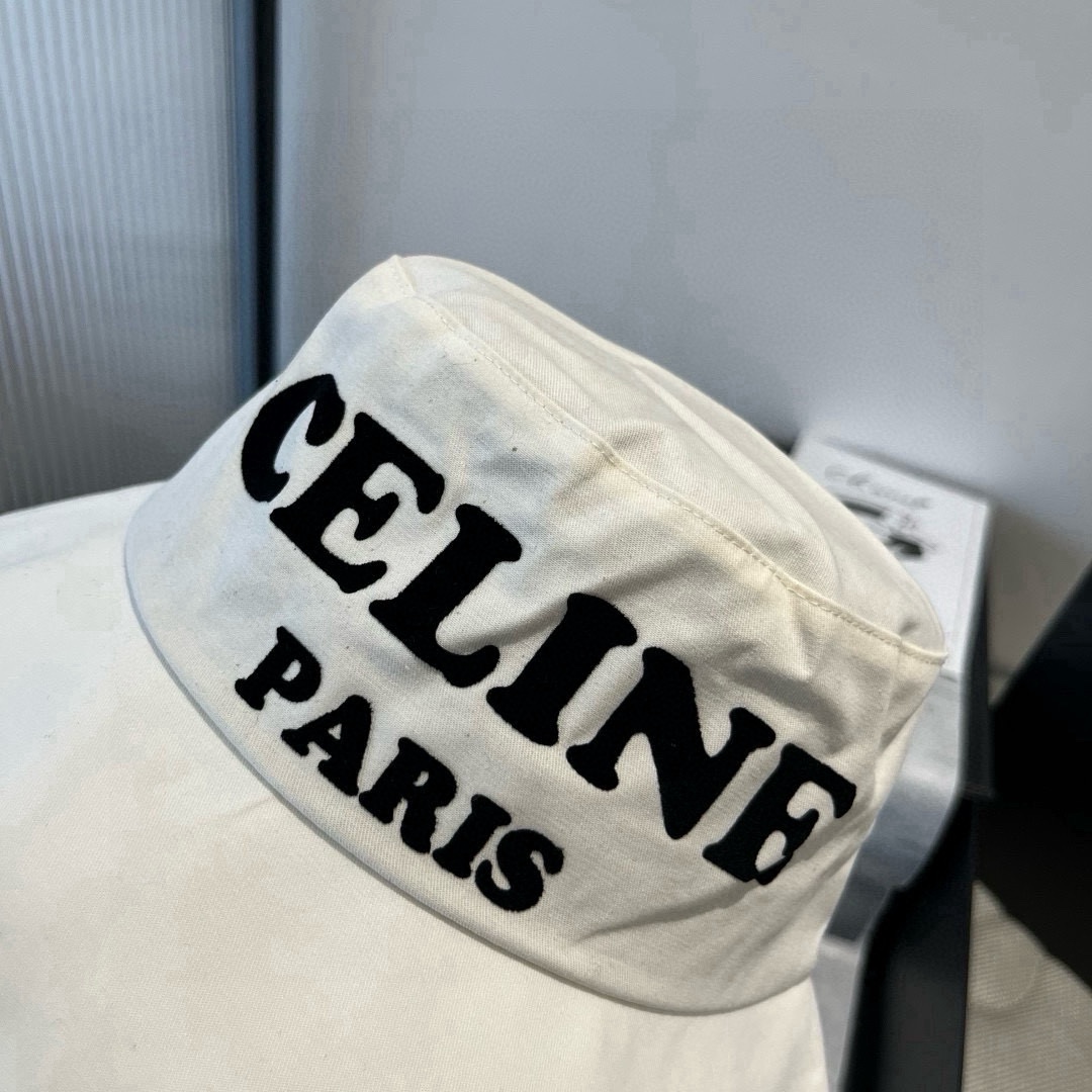 🆕

Celine赛琳新款渔夫帽，头围57cm