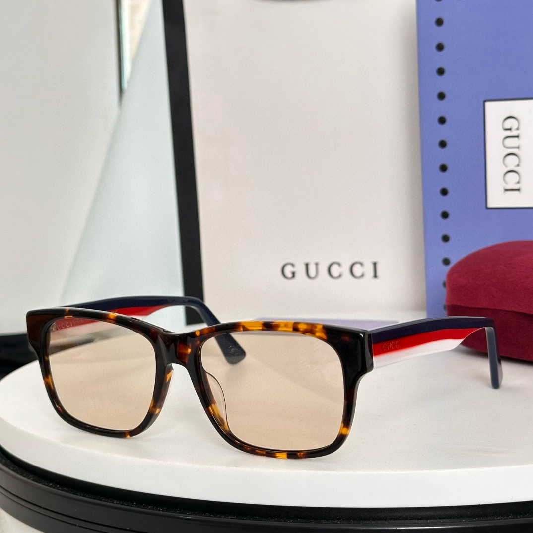  ‼️【GUCC*】古*驰 GG0340SA✨板材质感杂柔极具特色遮不住的迷人魅力  👀奢华优雅。精致的