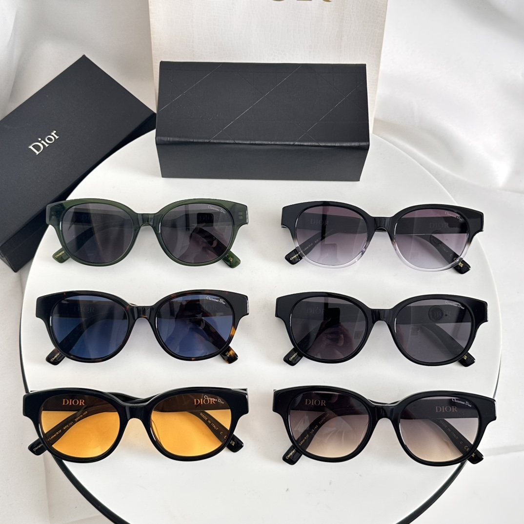  ‼️Dior
MODEL：Christian Dior Label R1F
SIZE：  53口19-