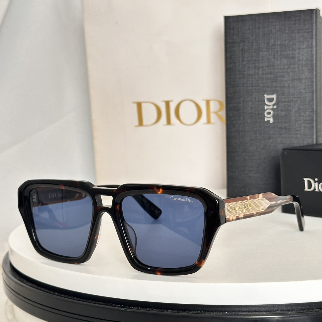  ‼️DIOR
MOD：Dior Label R2F
Size：56口19-143