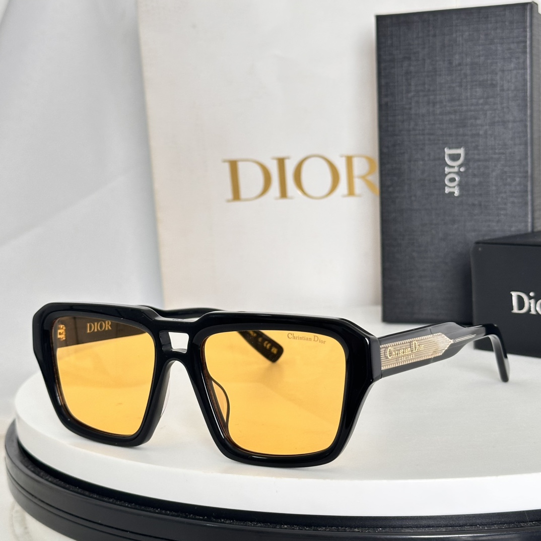  ‼️DIOR
MOD：Dior Label R2F
Size：56口19-143