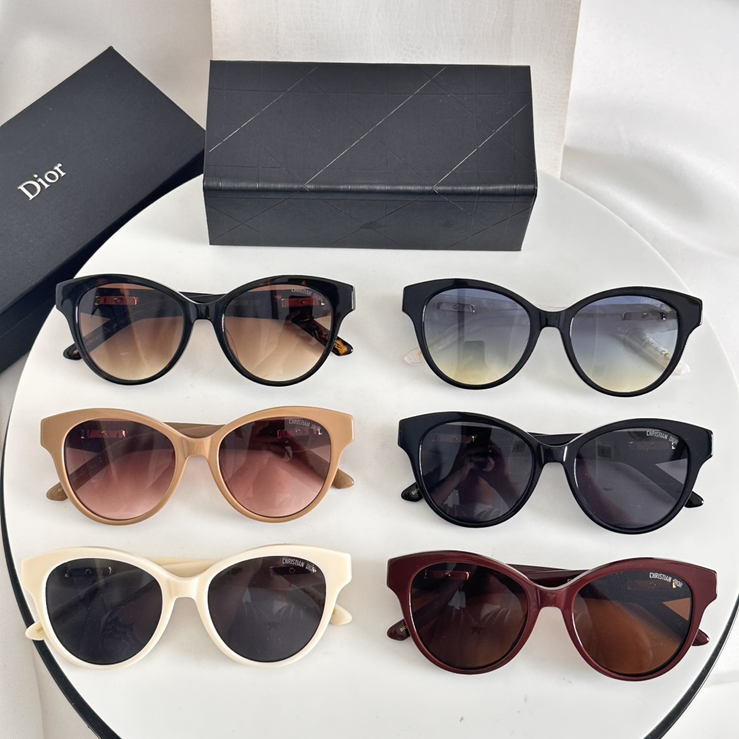  ‼️DIOR
MOD：DIORCDIORO B2I
Size：51口18-140