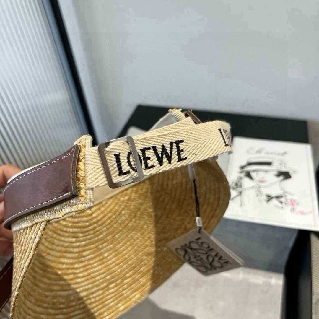 🆕
LOEVE罗意威空顶鸭舌帽，麦秆草帽，原单品质，做工极致，高档奢华，非常透气、可调节，