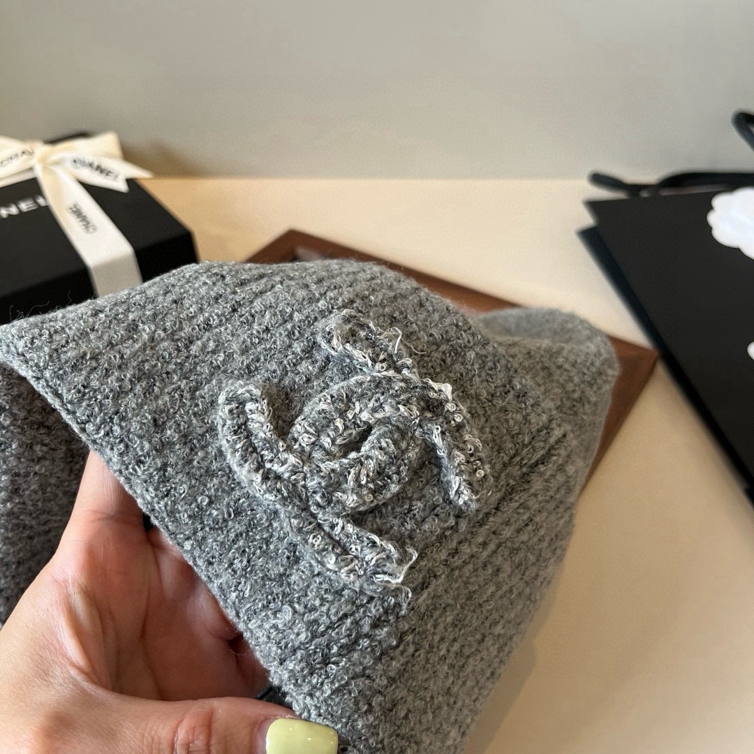 🆕

Chanel香奈儿针织毛线帽