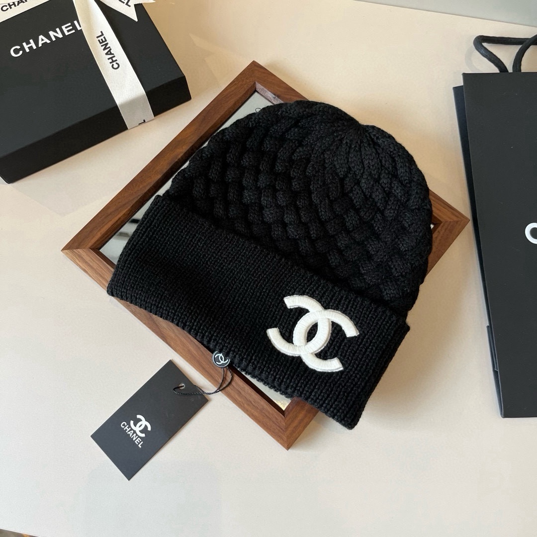 🆕

Chanel香奈儿针织毛线帽