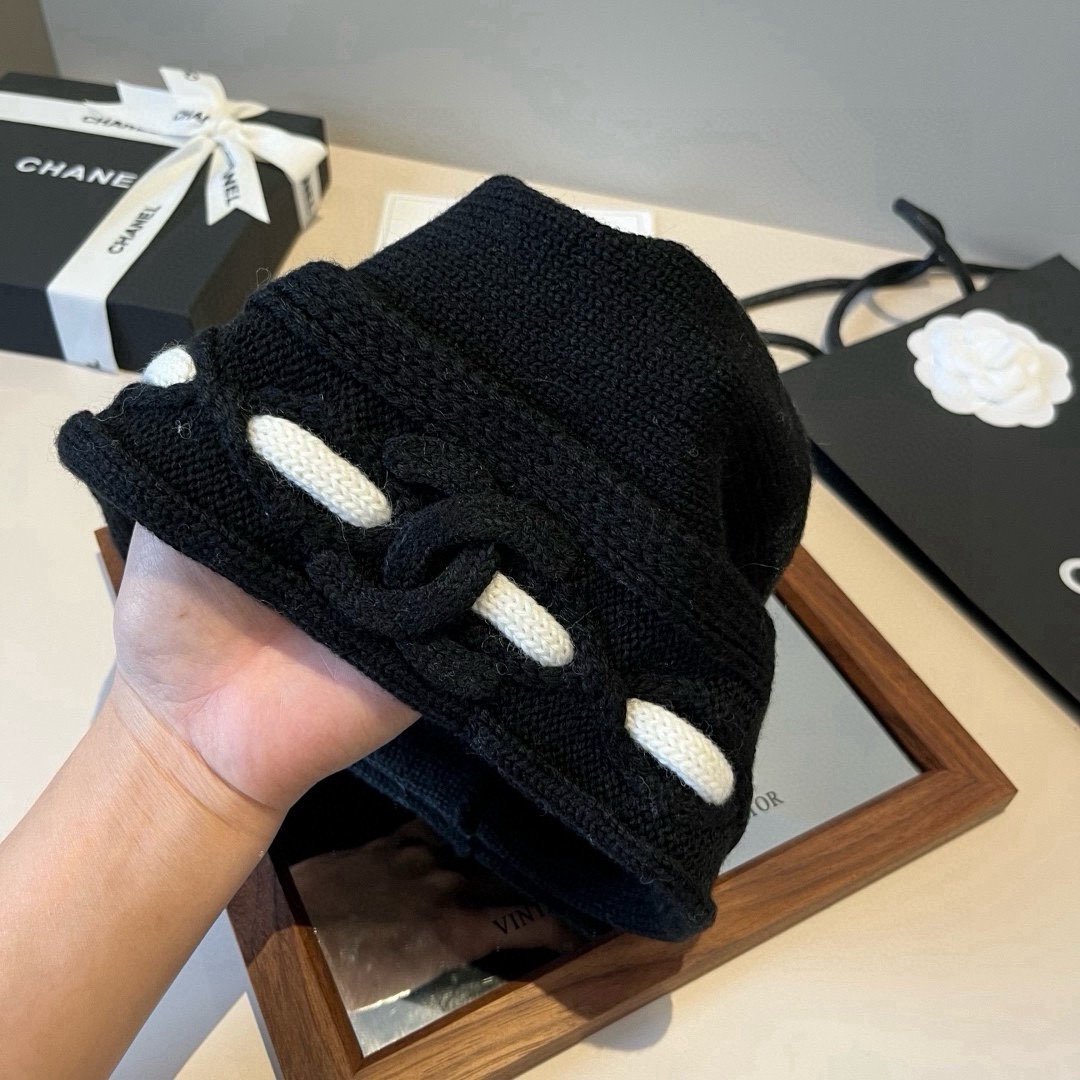 🆕

Chanel香奈儿针织毛线帽