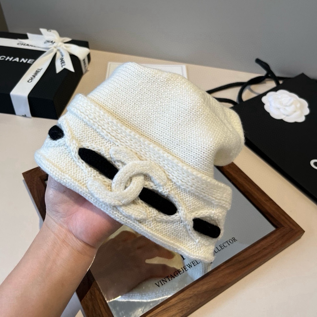 🆕

Chanel香奈儿针织毛线帽