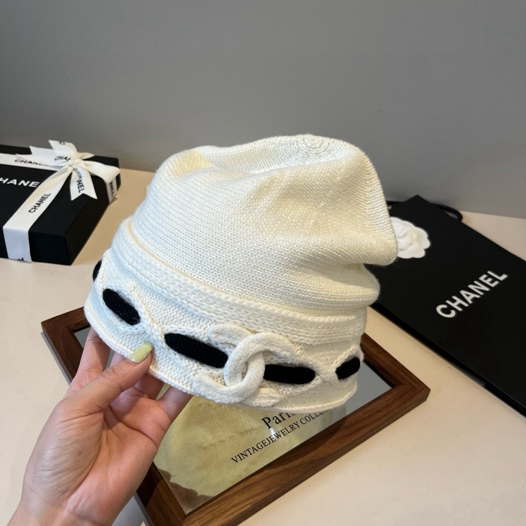 🆕

Chanel香奈儿针织毛线帽