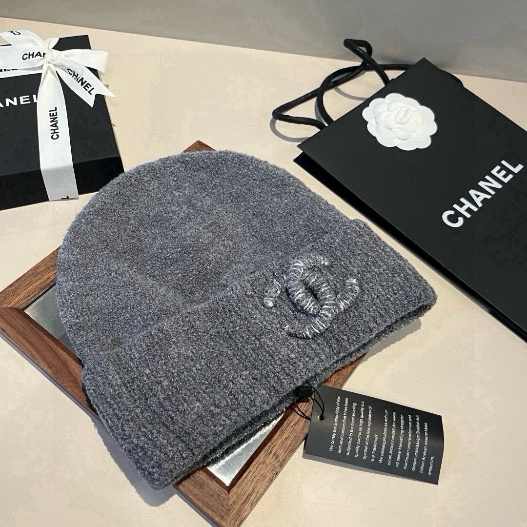 🆕

Chanel香奈儿针织毛线帽