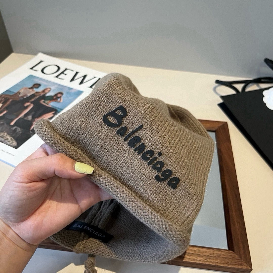 🆕

巴黎世家针织毛线帽