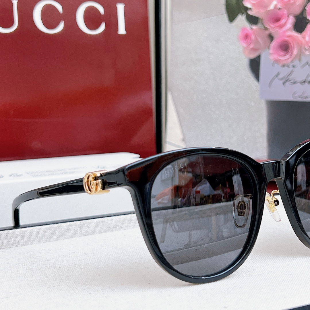   高品质
Gucc*
Mod：GG1073
Size：54-21-145
🔝🔝