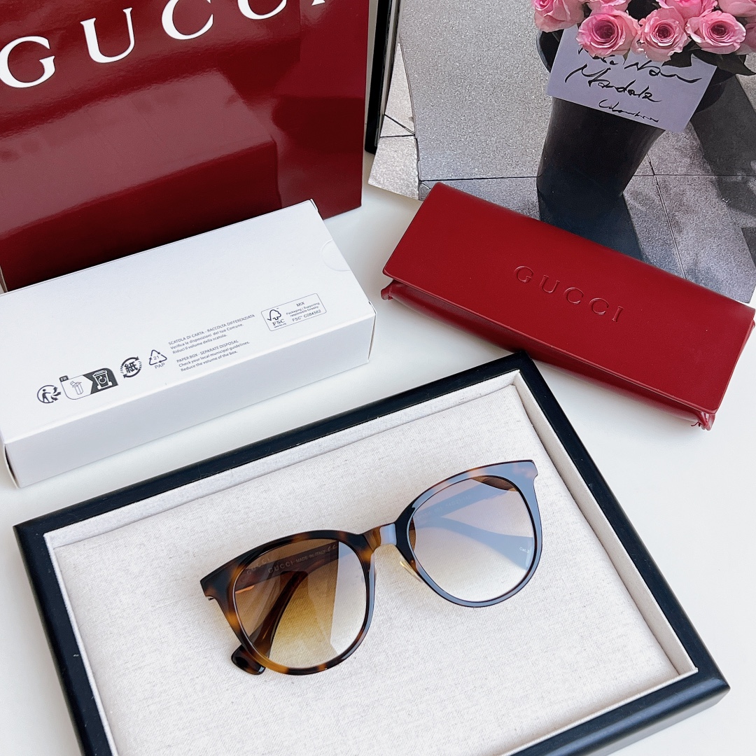   高品质
Gucc*
Mod：GG1073
Size：54-21-145
🔝🔝