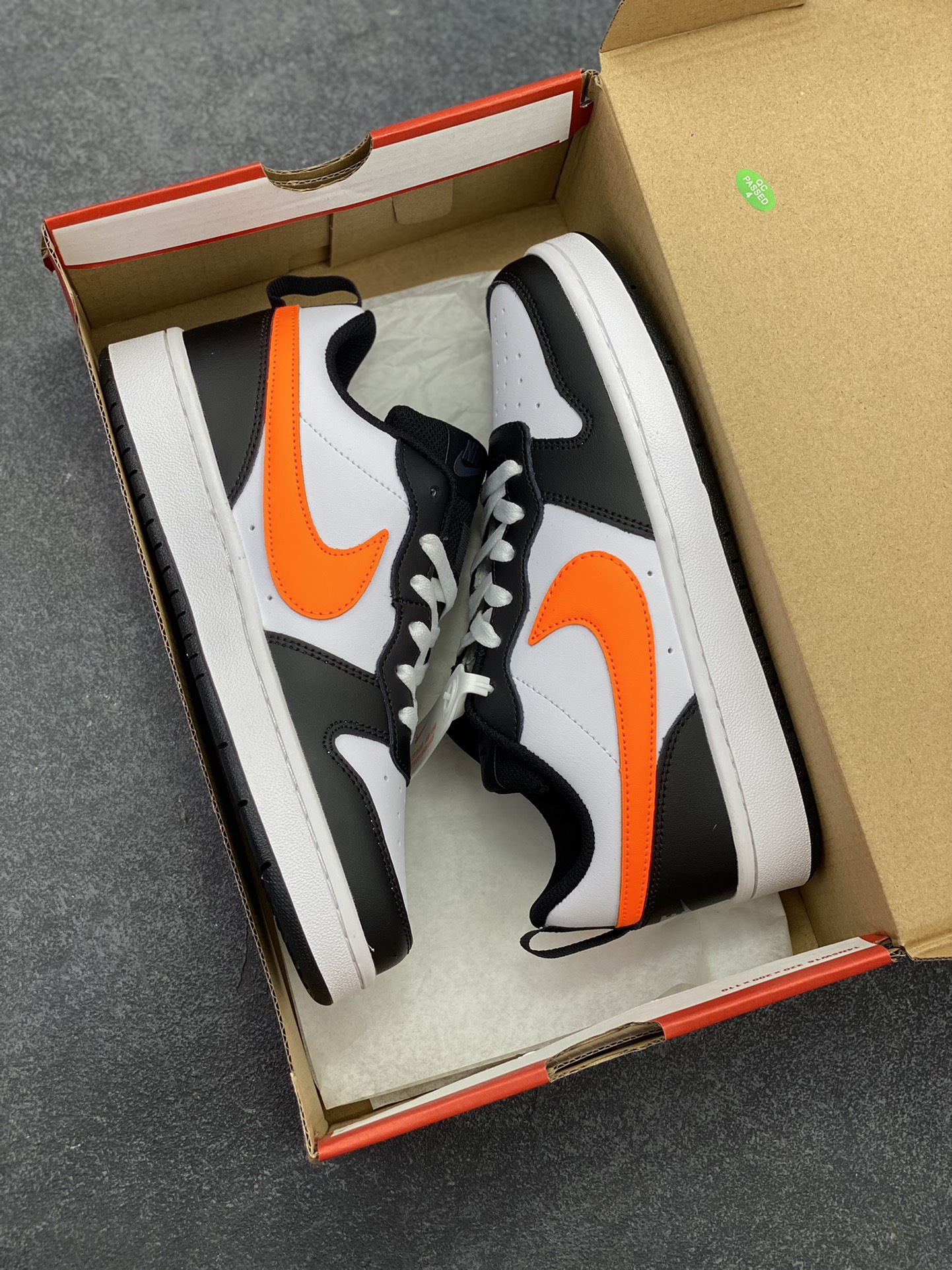 图片[9]-福利特价 Nike Court Borough 低帮百搭透气休闲运动板鞋男女鞋 经典耐用的设计，兼顾舒适脚感和出众风范，演绎匠心之作。结构性的支撑贴合感结合复古篮球设计，塑就场外全明星风范。 货号：BQ5448-115 尺码：36 36.5 37.5 38 38.5 39 40 40.5 4142 42.5 43 44 44.5 45-选品中心