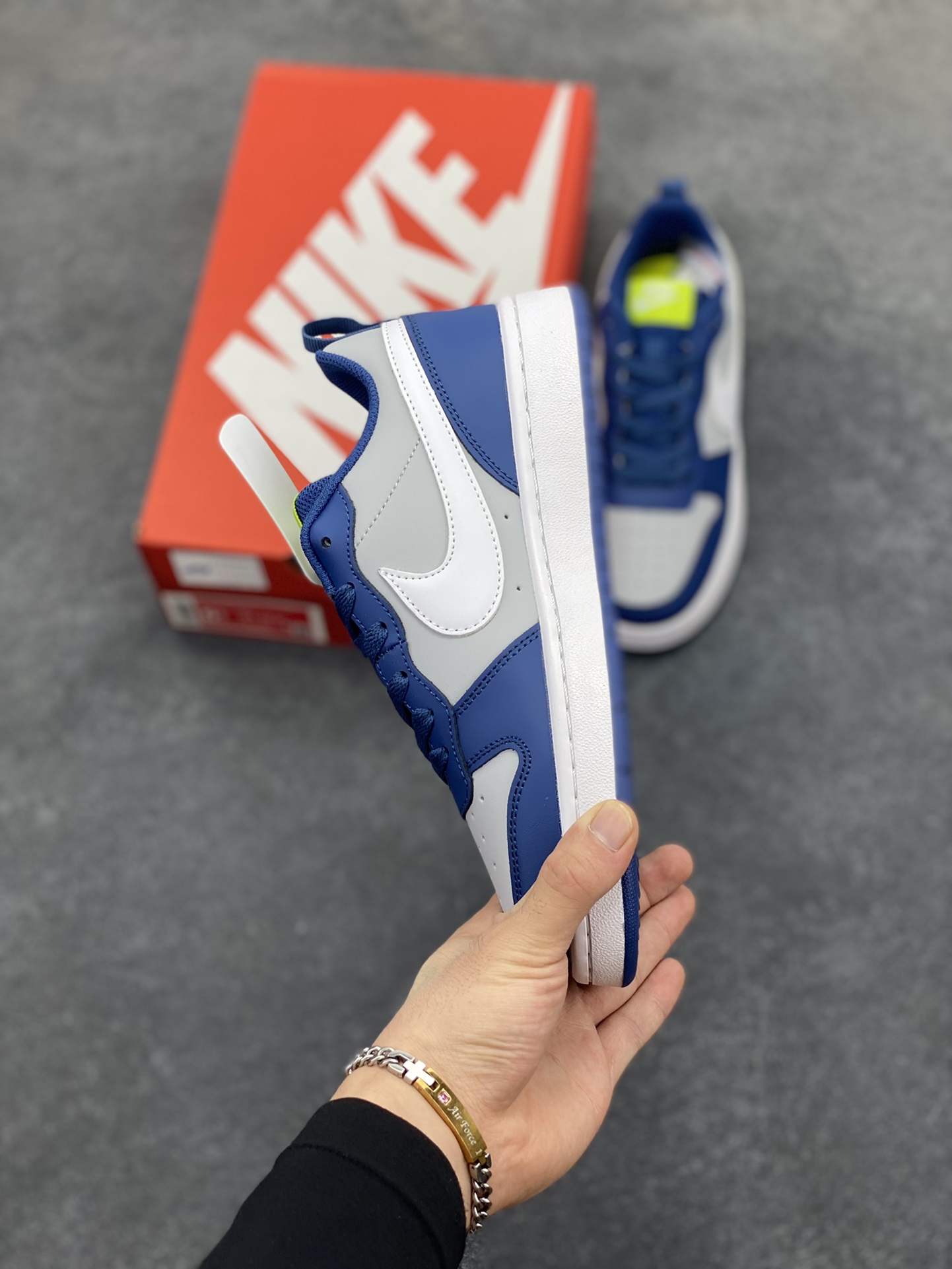 图片[3]-福利特价 Nike Court Borough 低帮百搭透气休闲运动板鞋男女鞋 经典耐用的设计，兼顾舒适脚感和出众风范，演绎匠心之作。结构性的支撑贴合感结合复古篮球设计，塑就场外全明星风范。 货号：BQ5448-016 尺码：36 36.5 37.5 38 38.5 39 40 40.5 4142 42.5 43 44 44.5 45-选品中心