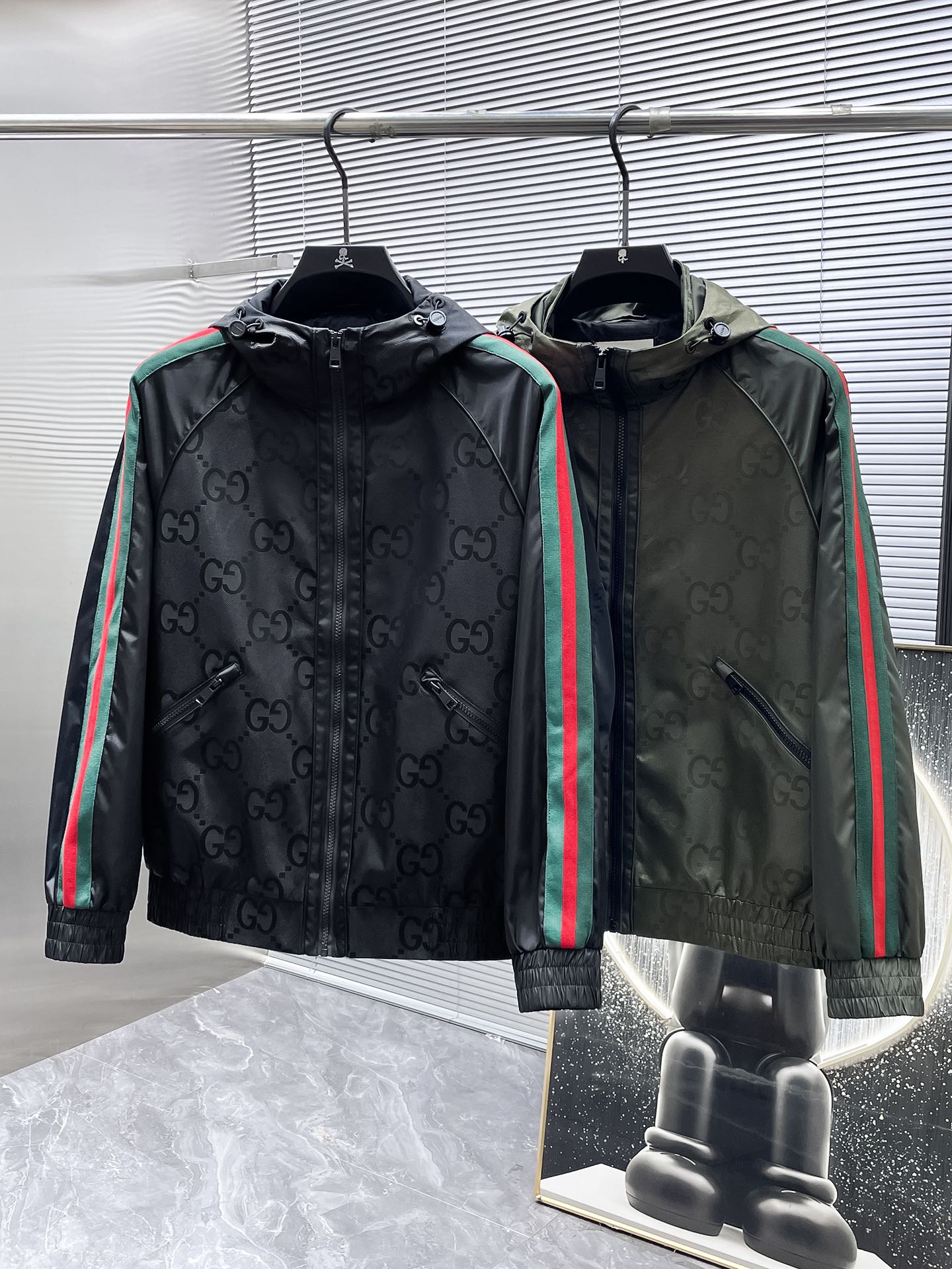 Gucci 古奇 GUCCI 2026新款 连帽 夹克 外套 高端版本 定制面料 透气舒适度高